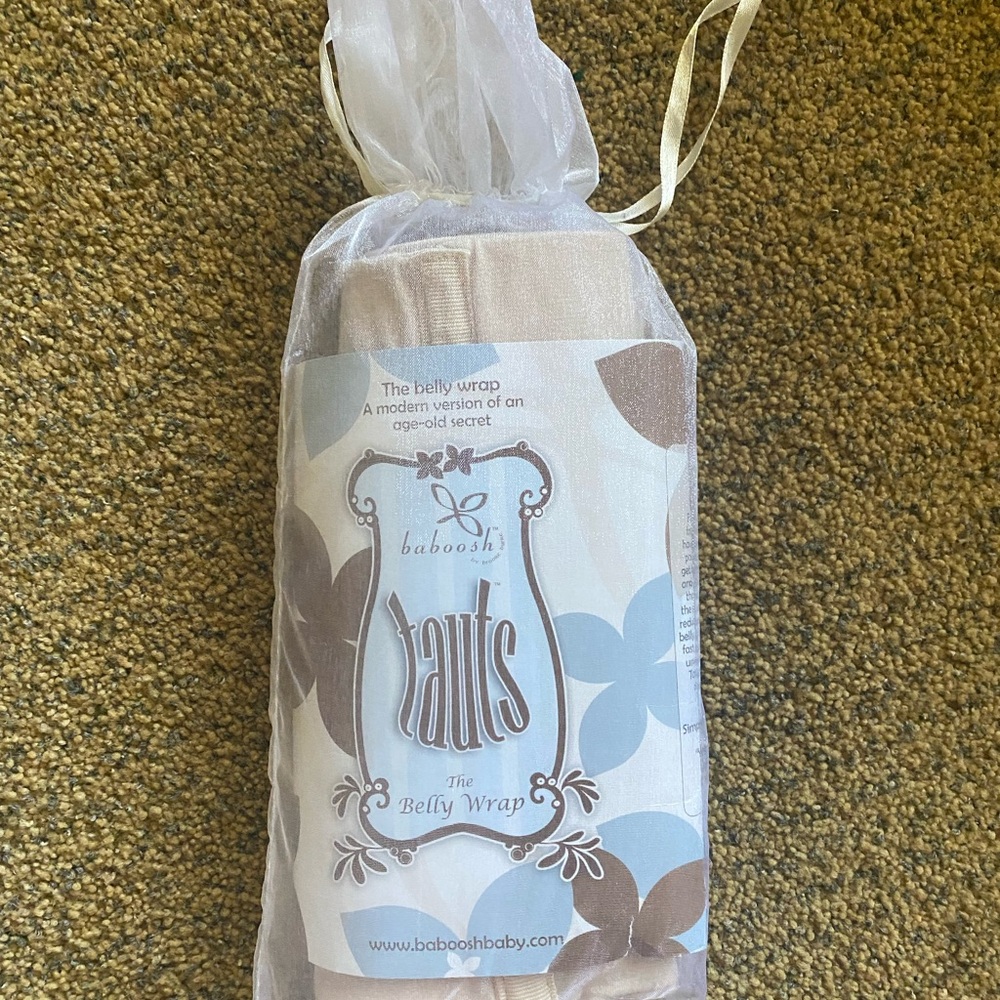 Baboosh Baby Belly Wrap in Cream and Brown